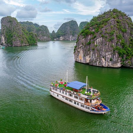 Sunlight Cruise Hotel Ha Long Buitenkant foto