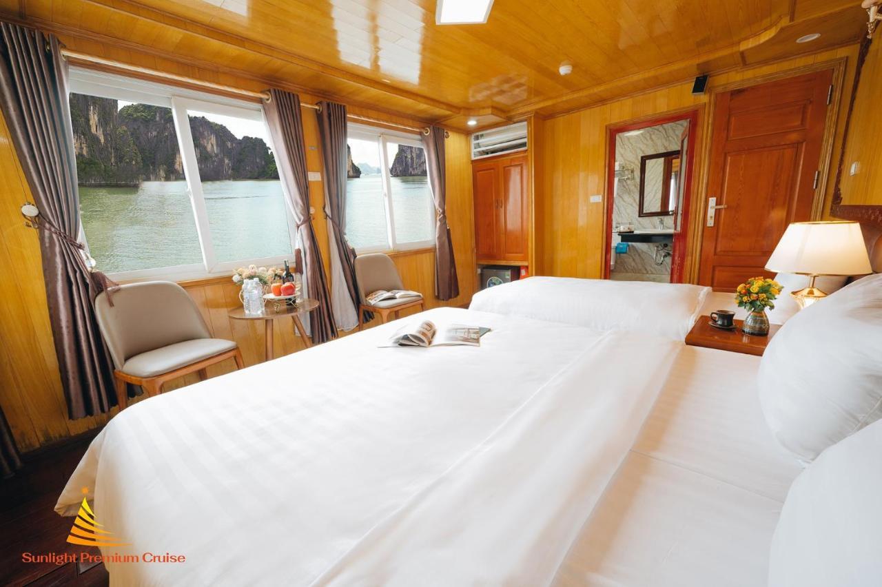 Sunlight Cruise Hotel Ha Long Buitenkant foto