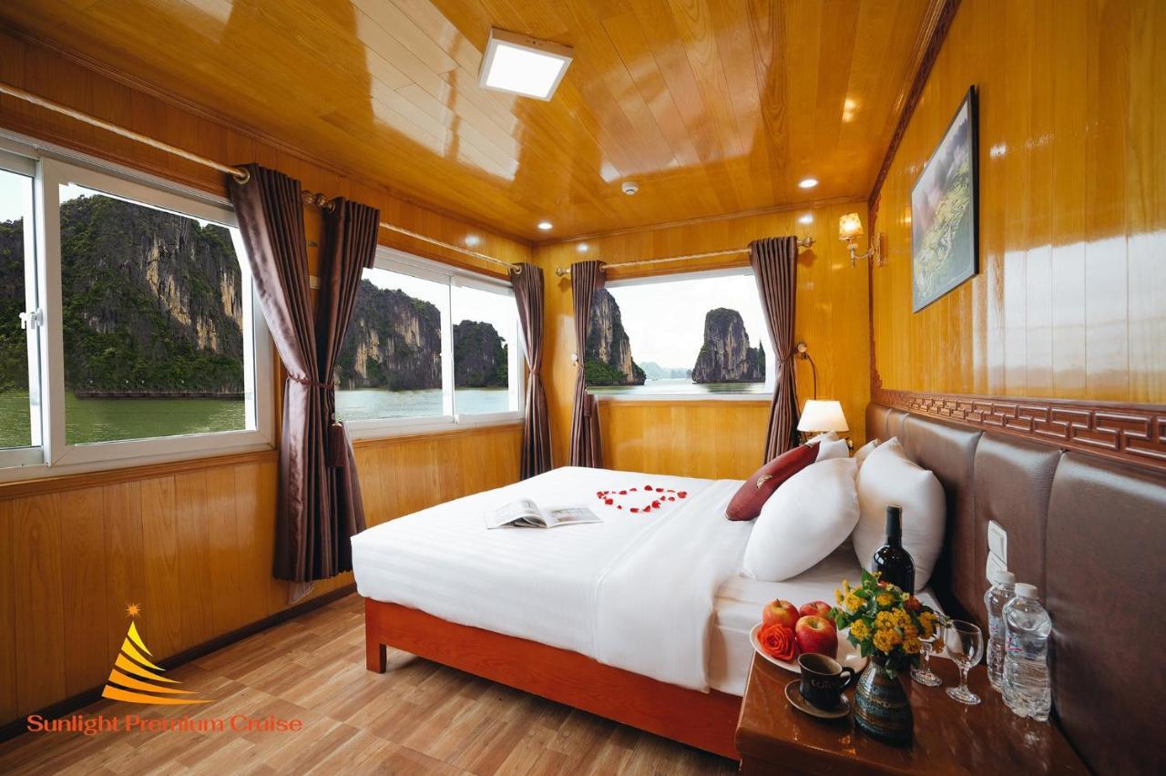Sunlight Cruise Hotel Ha Long Buitenkant foto