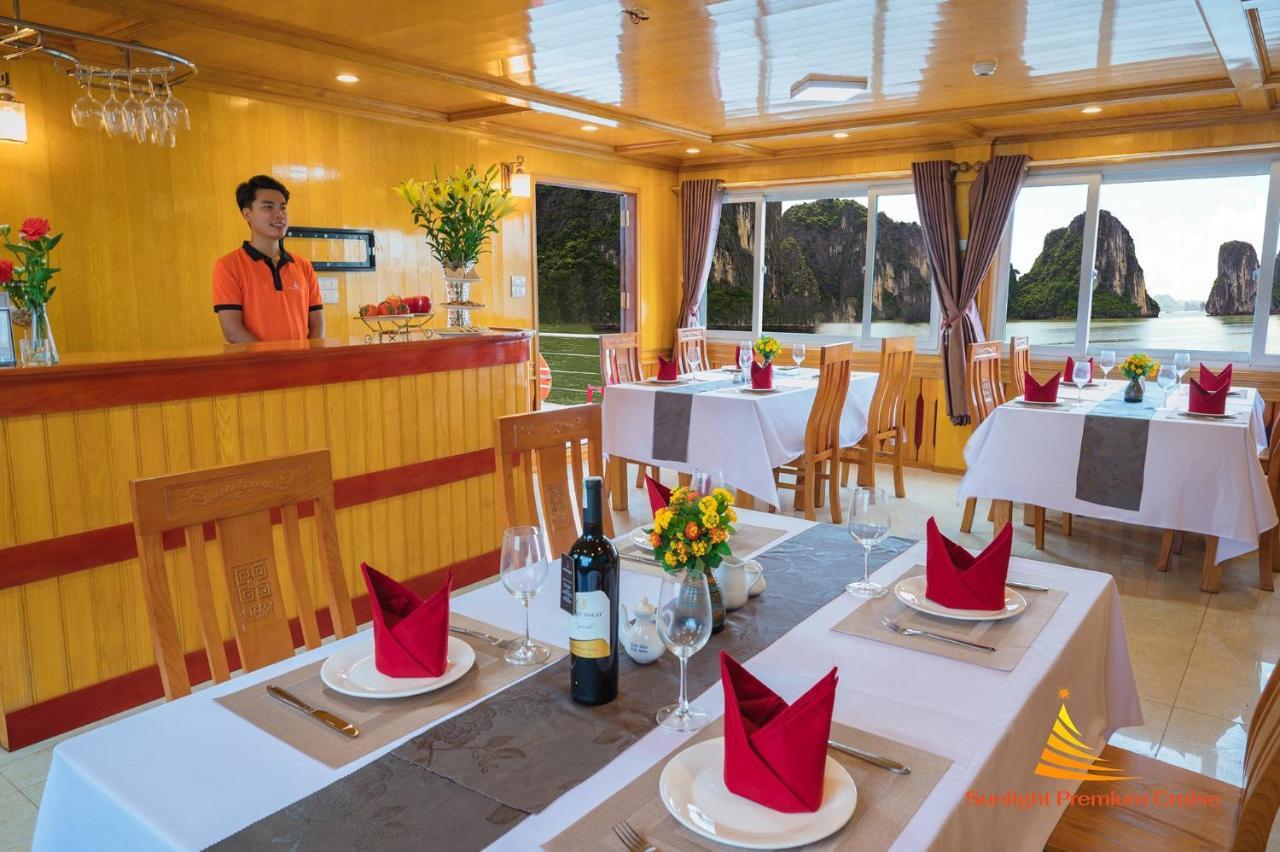 Sunlight Cruise Hotel Ha Long Buitenkant foto