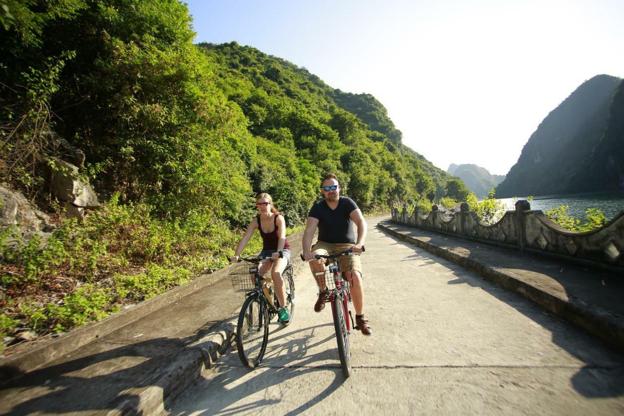 Sunlight Cruise Hotel Ha Long Buitenkant foto